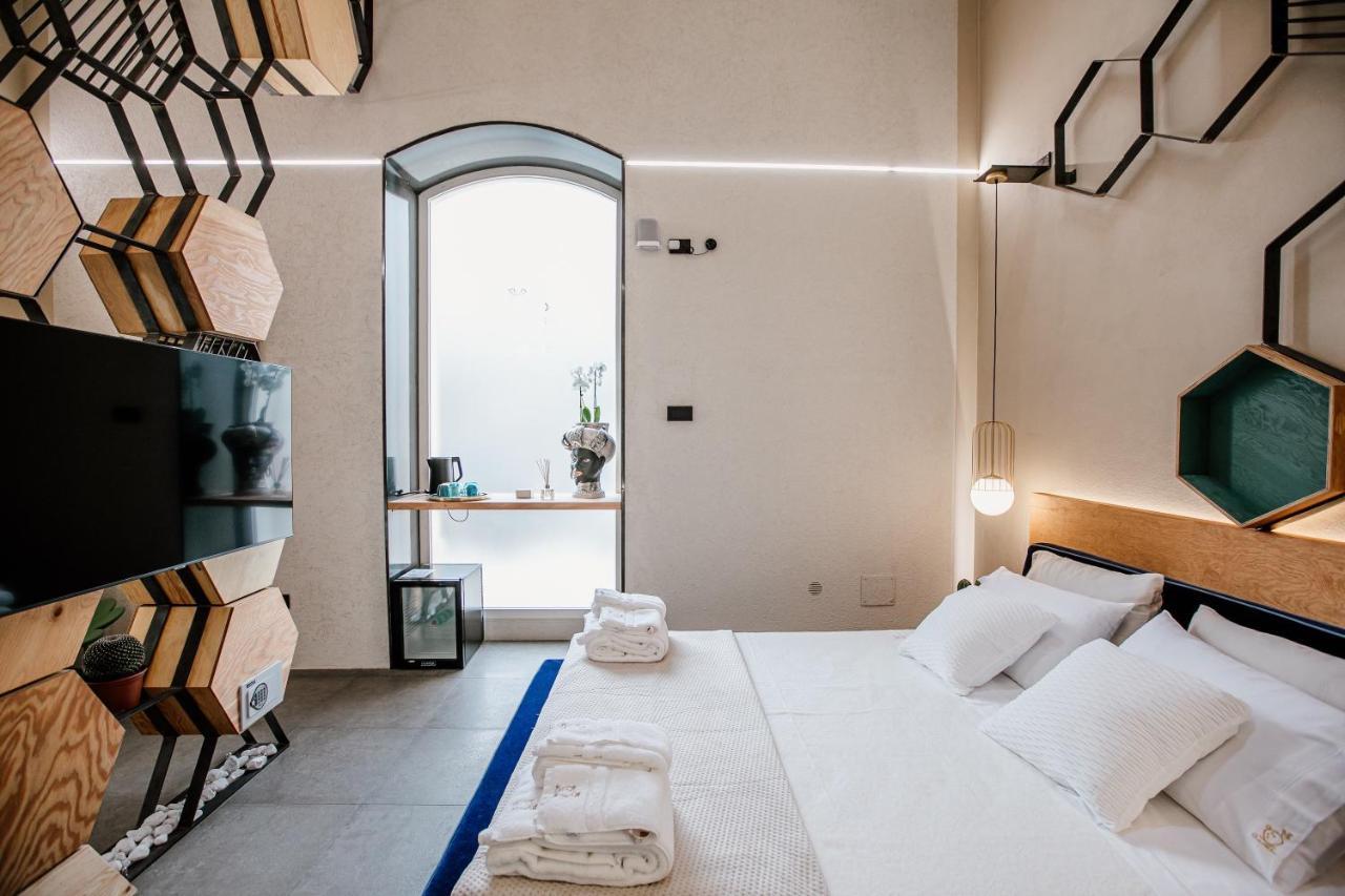 Ficopala Suites Syracuse Екстер'єр фото